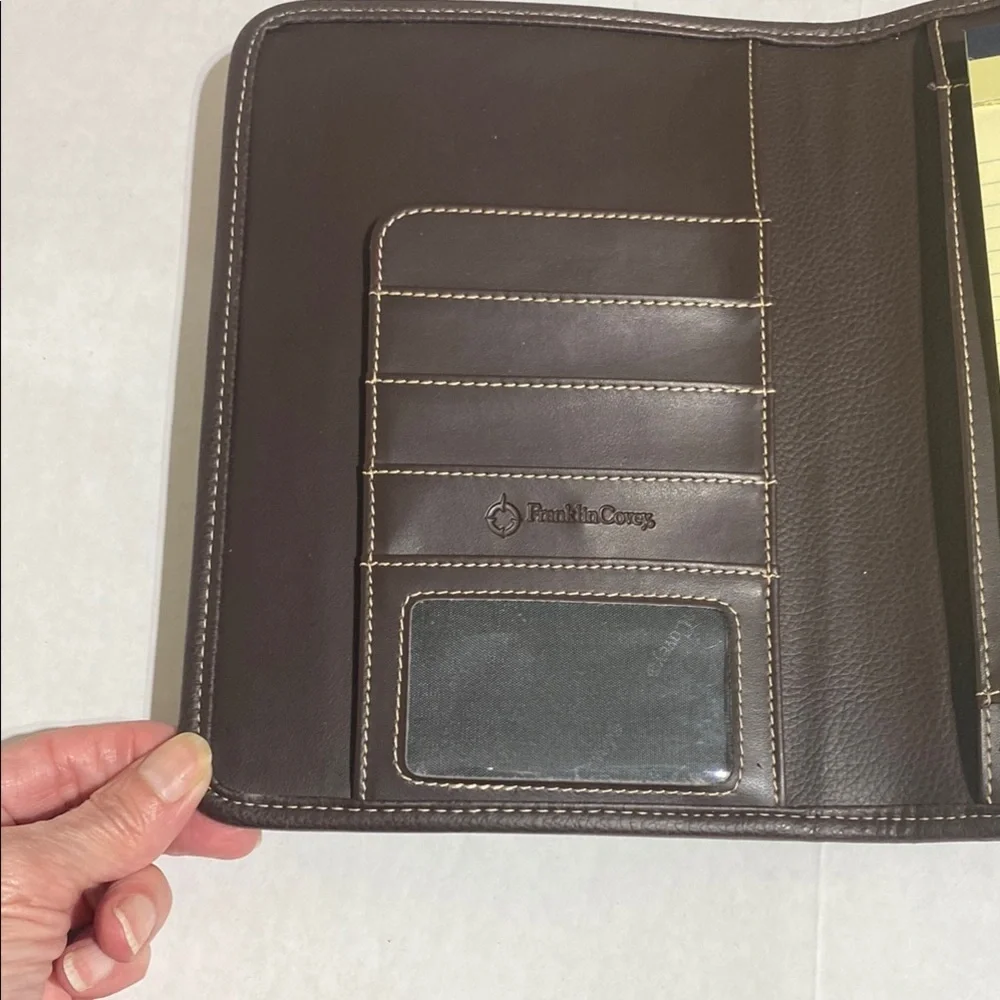 VGUC. Franklin Covey Brown Leather Planner